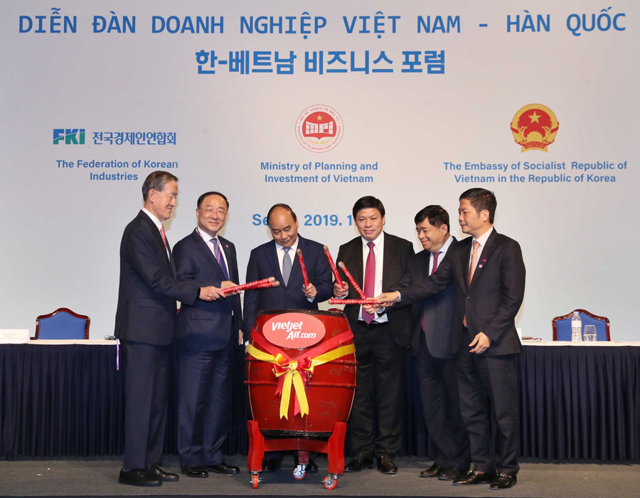 Celebrating the 30th anniversary of ASEAN – South Korea relations, Vietjet inaugurates new routes